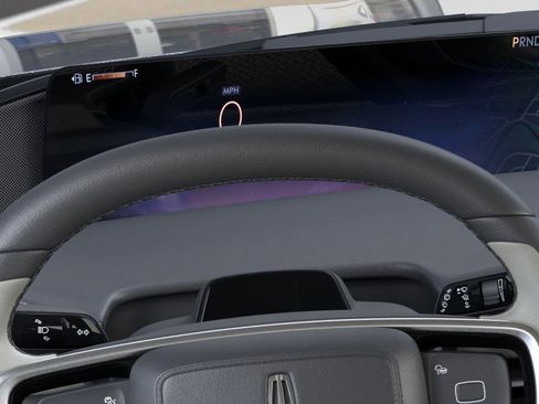 New 2025 Lincoln Navigator L Reserve image 13