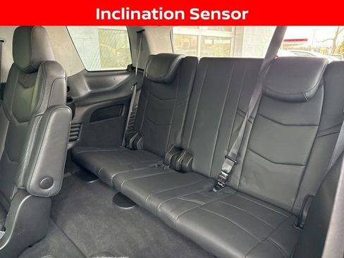 Used 2019 Cadillac Escalade Luxury w/ Escalade Sport Edition image 22