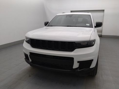 Used 2023 Jeep Grand Cherokee L Laredo image 15