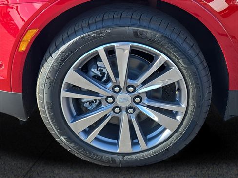 New 2025 Cadillac XT5 Premium Luxury w/ Technology Package image 9