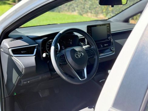 Used 2022 Toyota Corolla SE image 12