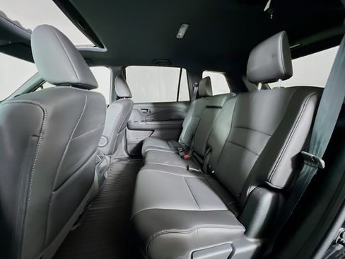 Used 2023 Honda Passport EX-L image 21