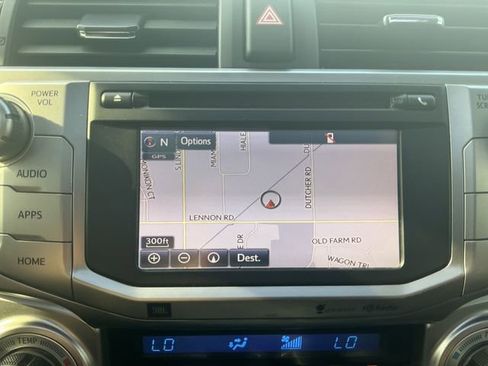 Used 2016 Toyota 4Runner Limited AWD/4WD image 3