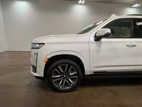 Used 2021 Cadillac Escalade ESV Sport Platinum image 38