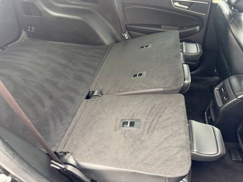 Used 2022 Ford Edge SEL AWD/4WD image 38