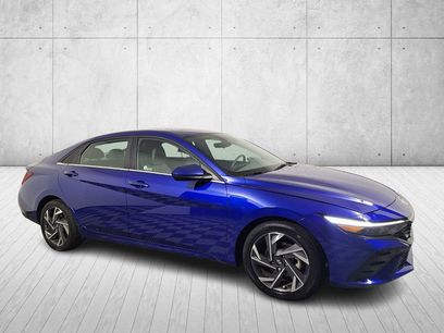 Used 2025 Hyundai Elantra SEL