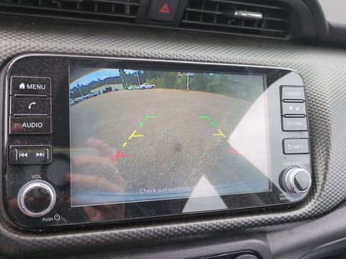 Used 2021 Nissan Kicks SV FWD image 23
