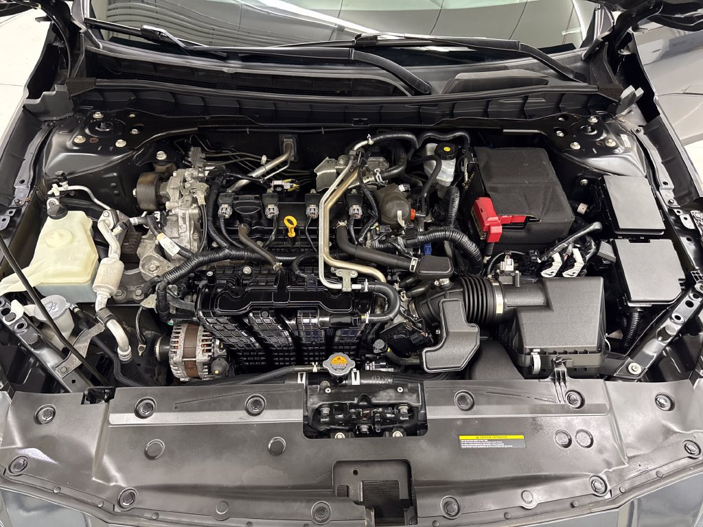Used 2021 Nissan Altima 2.5 SV FWD image 12