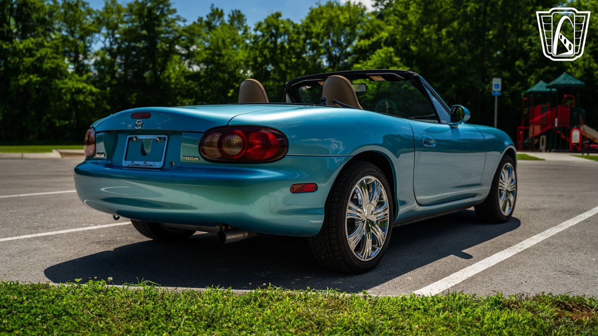 Used 2001 MAZDA MX-5 Miata RWD image 18