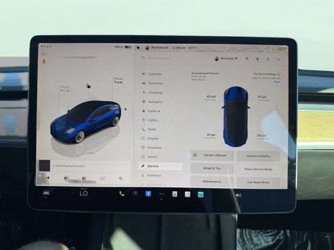 Used 2022 Tesla Model 3 Standard Range image 65