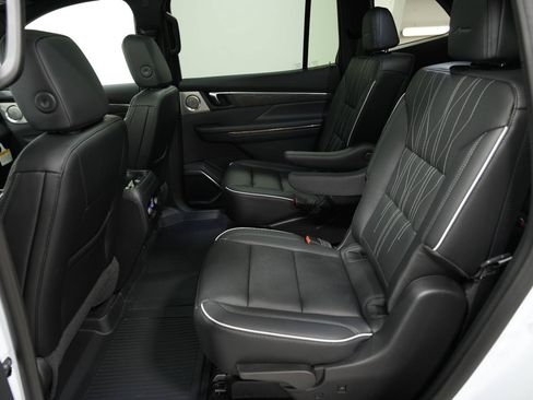 New 2026 Buick Enclave Avenir w/ Super Cruise Package AWD/4WD image 22