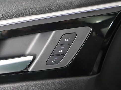 New 2025 Mitsubishi Outlander AWD image 42