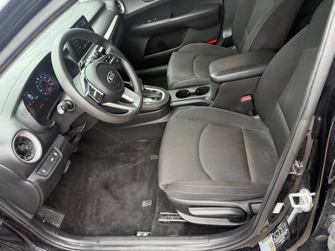 Used 2021 Kia Forte LXS FWD image 17