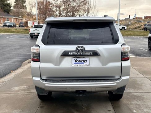 Used 2024 Toyota 4Runner TRD Off-Road image 7