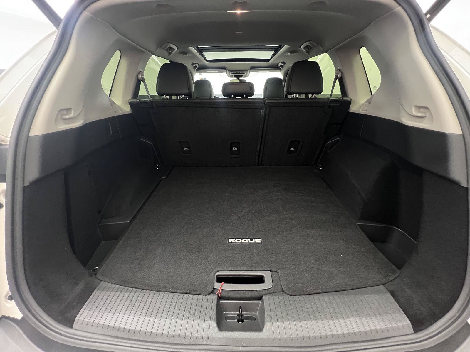 Used 2023 Nissan Rogue SV w/ SV Premium B Package FWD image 36