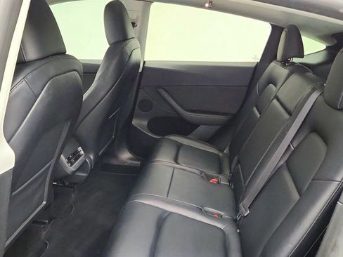 Used 2023 Tesla Model Y Long Range AWD/4WD image 25