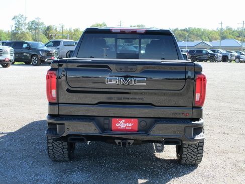 New 2026 GMC Sierra 1500 AT4 w/ AT4 Premium Package image 7
