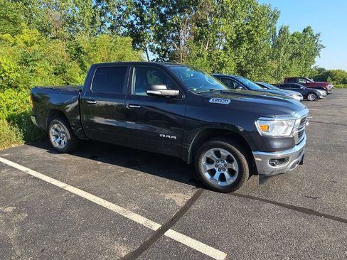 Used 2020 RAM 1500 Big Horn AWD/4WD image 3