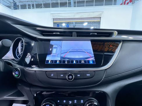 Used 2021 Buick Encore GX Select w/ Advanced Technology Package AWD/4WD image 28