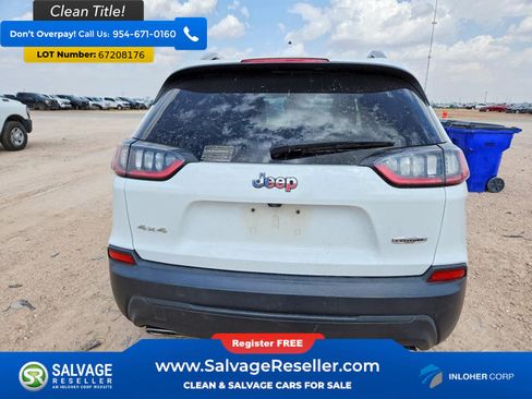 Used 2019 Jeep Cherokee Latitude Plus AWD/4WD image 8