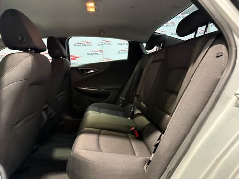 Used 2022 Chevrolet Malibu LT FWD image 39