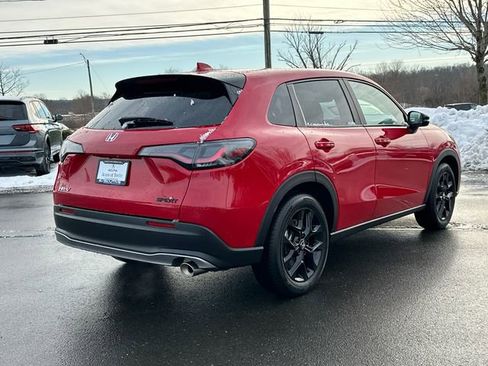 Used 2025 Honda HR-V Sport image 4