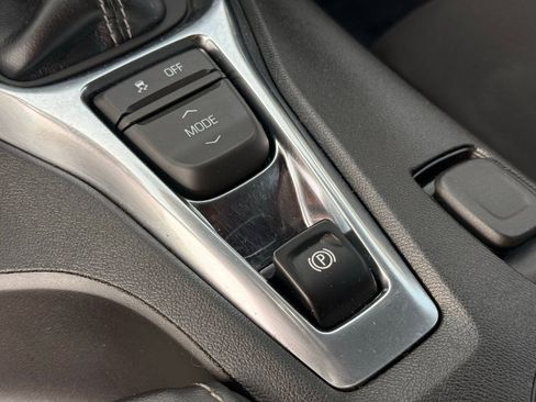 Used 2018 Chevrolet Camaro LT RWD image 25