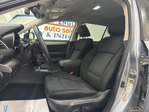 Used 2018 Subaru Outback 2.5i Premium AWD/4WD image 7