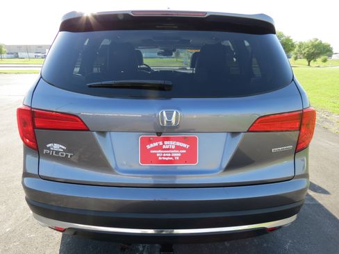 Used 2016 Honda Pilot Touring image 8