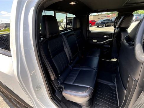 Used 2023 Nissan Frontier Pro-X w/ Pro-X Premium Package RWD image 28