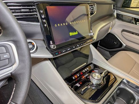 New 2026 Jeep Grand Wagoneer Limited image 34