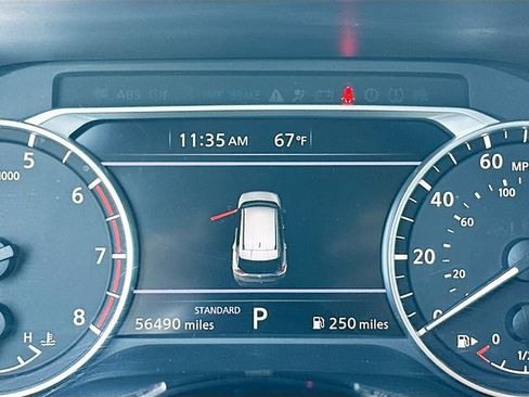 Used 2023 Nissan Rogue SV image 12