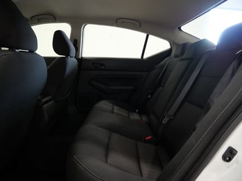 Used 2025 Nissan Altima 2.5 SV FWD image 22