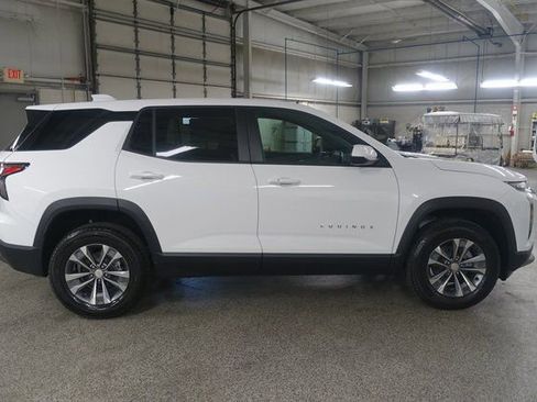 New 2026 Chevrolet Equinox LT w/ Convenience Package II image 8