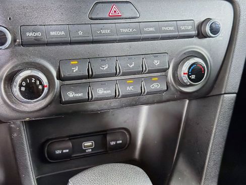 Used 2021 Kia Sportage LX FWD image 23