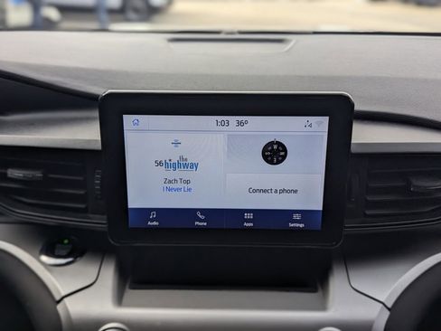 Used 2021 Ford Explorer XLT image 39