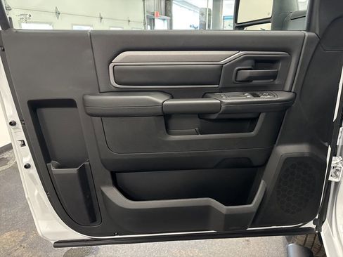 New 2026 RAM 2500 Tradesman image 17
