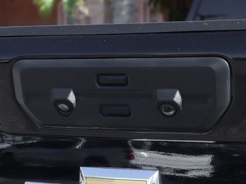 Used 2024 Chevrolet Silverado 3500 High Country w/ High Country Premium Package AWD/4WD image 62