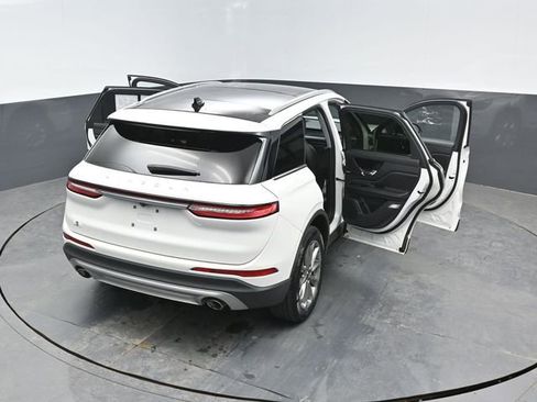 Used 2022 Lincoln Corsair AWD w/ Premium Package image 26