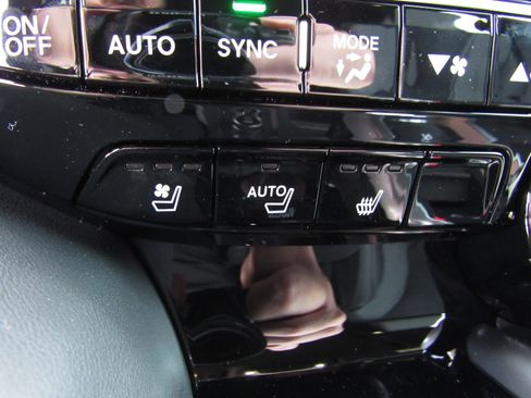 Used 2026 Acura MDX A-Spec image 24