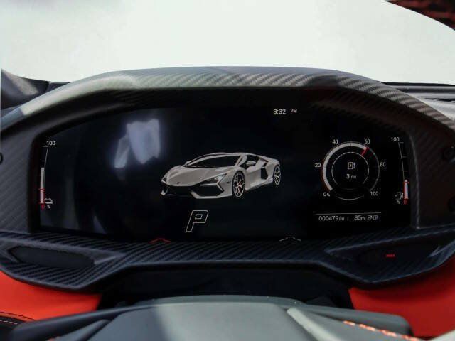 Used 2025 Lamborghini Revuelto AWD/4WD image 25