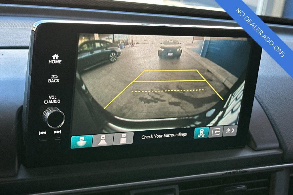 Certified 2023 Honda Pilot Touring image 25