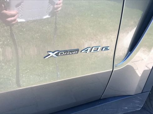 Used 2018 BMW X5 xDrive40e image 9