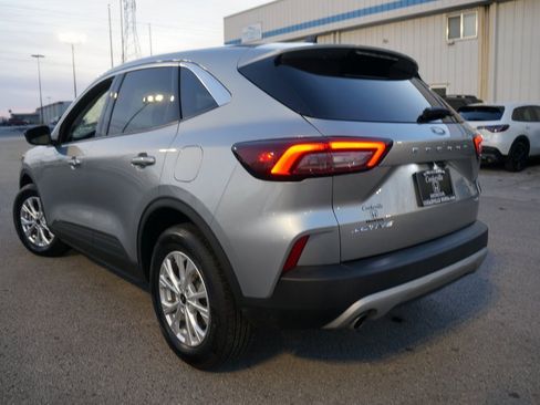 Used 2023 Ford Escape Active image 8
