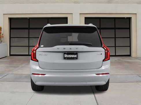 Certified 2026 Volvo XC90 B6 Plus w/ Protection Package Premier AWD/4WD image 5