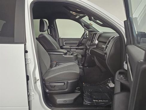 Used 2024 RAM 2500 Big Horn image 16
