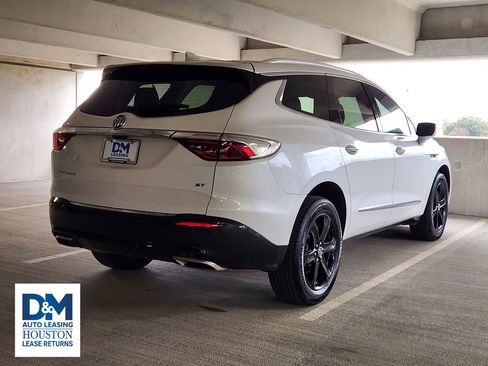 Used 2024 Buick Enclave Essence w/ Sport Touring Edition image 6