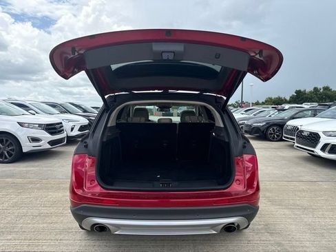 Used 2020 Lincoln Corsair FWD w/ Premium Package image 9