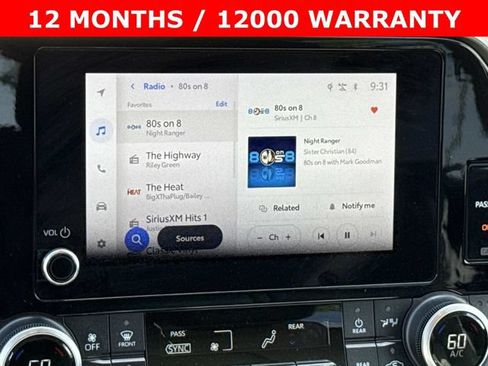 Used 2023 Toyota Highlander XLE AWD/4WD image 20
