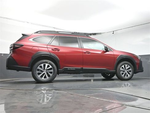 New 2025 Subaru Outback Premium image 39